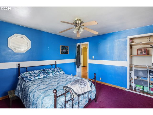 1012 7TH St, Springfield, OR 97477