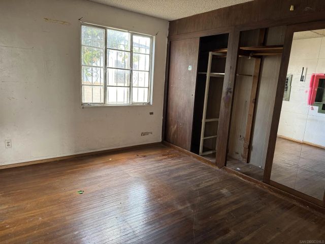 2757 Ulric St, San Diego, CA 92111