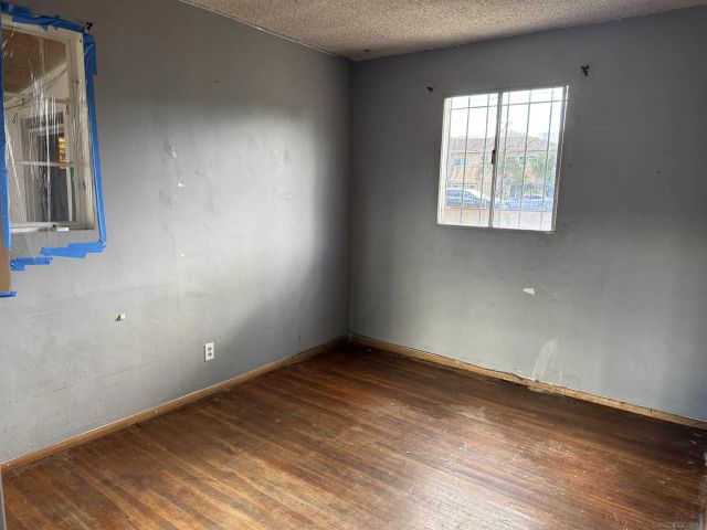 2757 Ulric St, San Diego, CA 92111