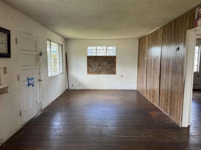 2757 Ulric St, San Diego, CA 92111