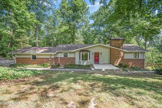 128 Oklahoma Ave, Oak Ridge, TN 37830