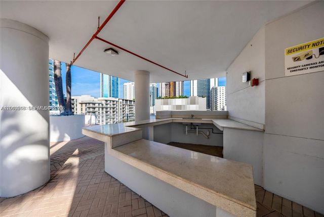 350 NE 24th St 514, Miami, FL 33137