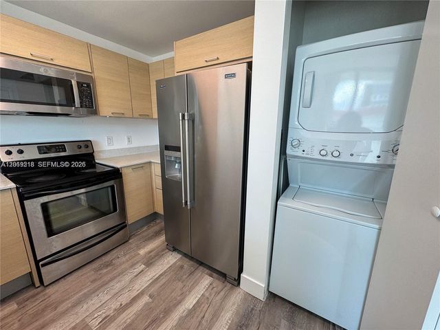 350 NE 24th St 514, Miami, FL 33137