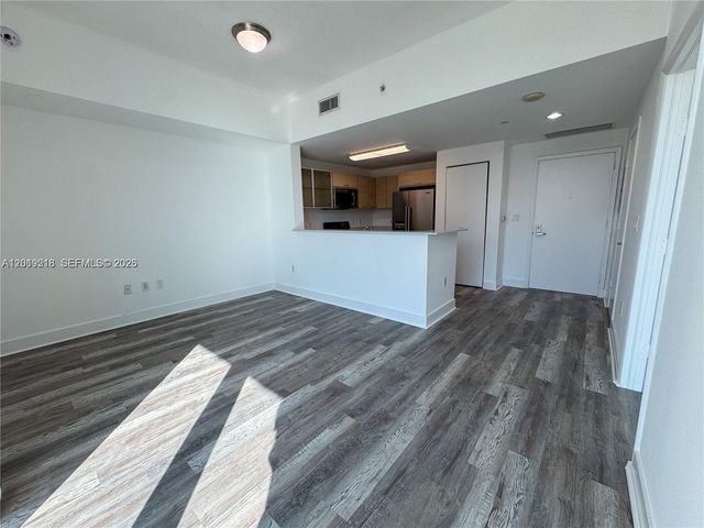 350 NE 24th St 514, Miami, FL 33137