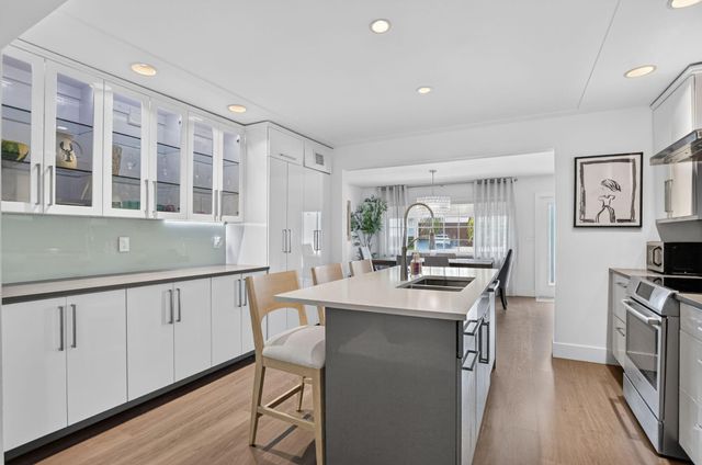 335 NE 7th Street, Boca Raton, FL 33432