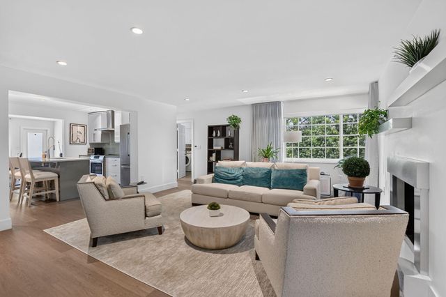 335 NE 7th Street, Boca Raton, FL 33432