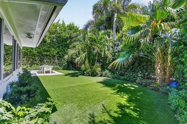 335 NE 7th Street, Boca Raton, FL 33432