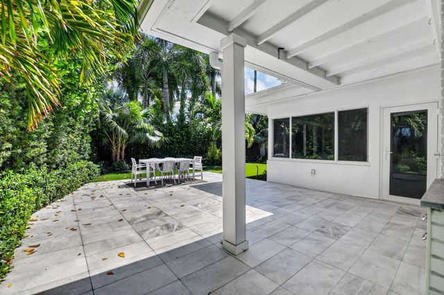 335 NE 7th Street, Boca Raton, FL 33432