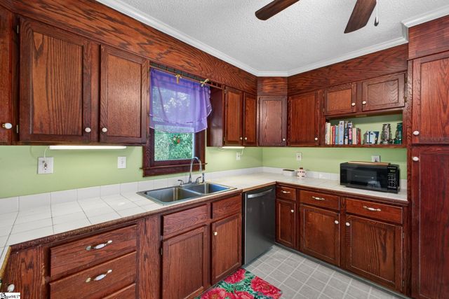 104 Buddin Street, Easley, SC 29640