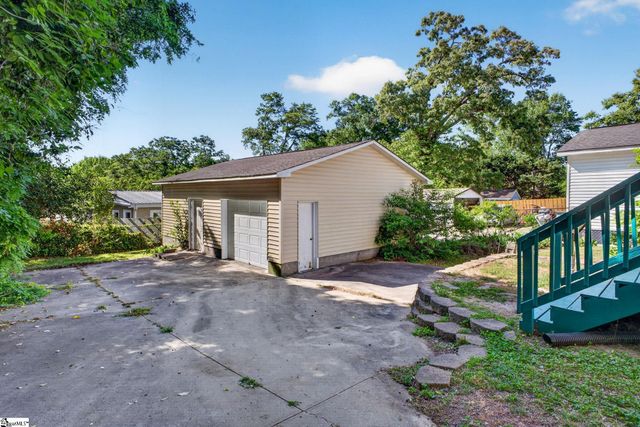 104 Buddin Street, Easley, SC 29640