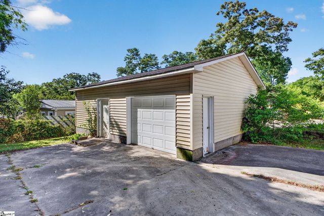 104 Buddin Street, Easley, SC 29640