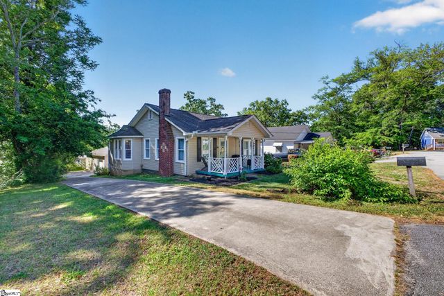 104 Buddin Street, Easley, SC 29640