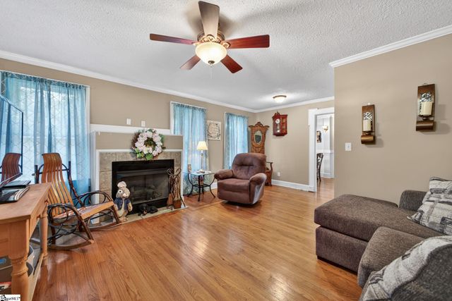 104 Buddin Street, Easley, SC 29640