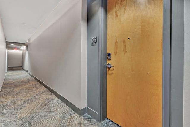 600 12th Ave S Apt 1509, Nashville, TN 37203
