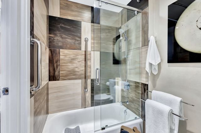 600 12th Ave S Apt 1509, Nashville, TN 37203