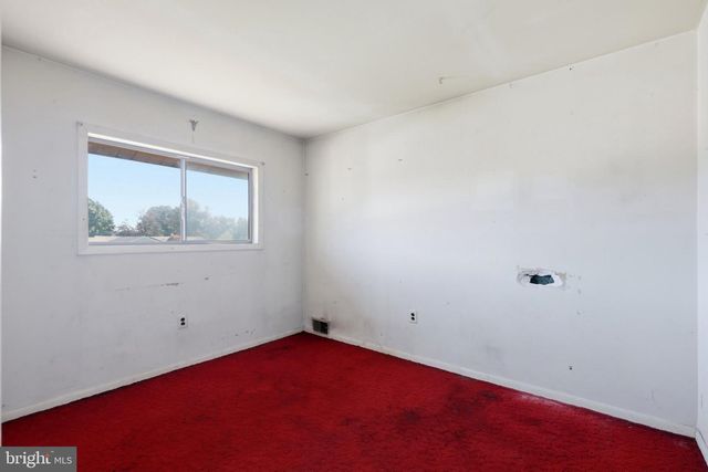 336 CARSON AVE, Gibbstown, NJ 08027