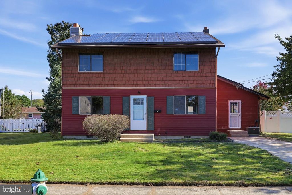336 CARSON AVE, GIBBSTOWN, NJ 08027 — exterior