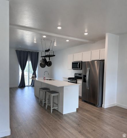 3928 COUGAR LN, Eagle Mountain, UT 84005