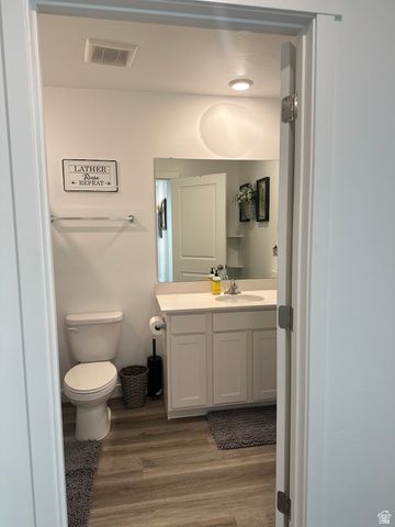 3928 COUGAR LN, Eagle Mountain, UT 84005