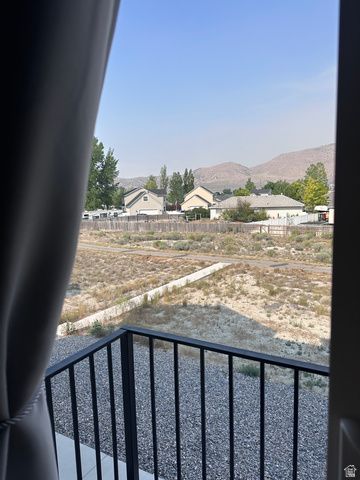 3928 COUGAR LN, Eagle Mountain, UT 84005