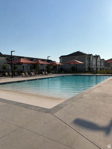 3928 COUGAR LN, Eagle Mountain, UT 84005
