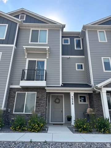 3928 COUGAR LN, Eagle Mountain, UT 84005