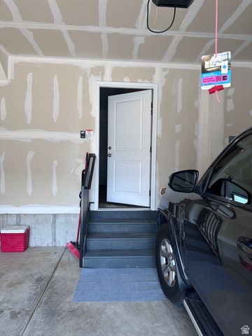 3928 COUGAR LN, Eagle Mountain, UT 84005