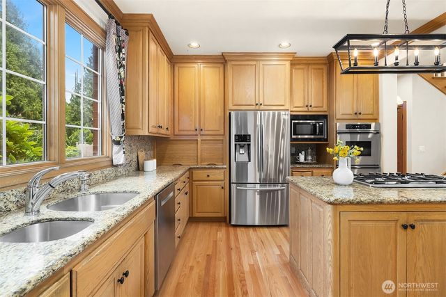 13905 212th Drive NE, Woodinville, WA 98077