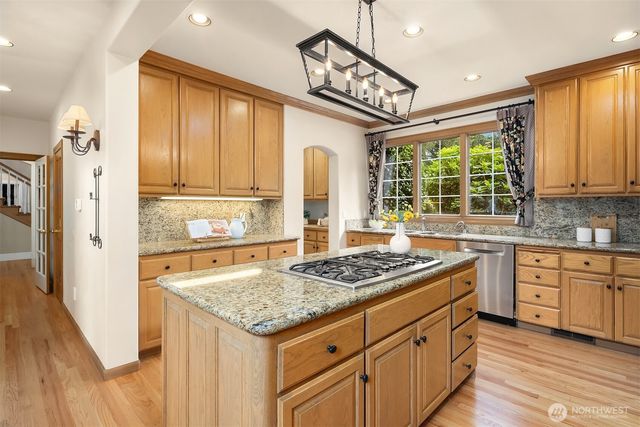 13905 212th Drive NE, Woodinville, WA 98077