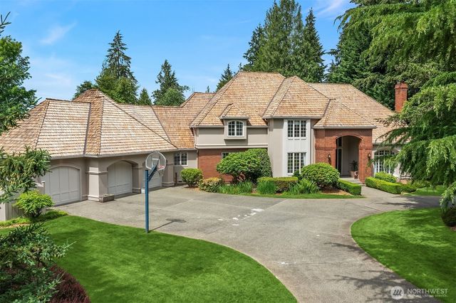 13905 212th Drive NE, Woodinville, WA 98077