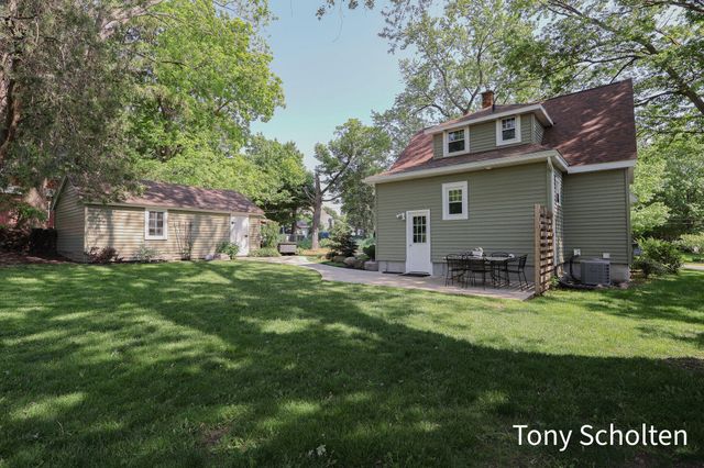 3579 Perry Street, Jamestown Twp, MI 49426