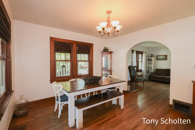 3579 Perry Street, Jamestown Twp, MI 49426