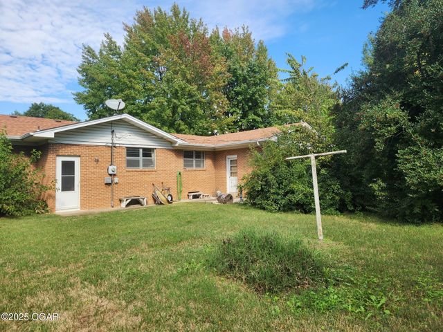 824 Euclid Boulevard, Carthage, MO 64836