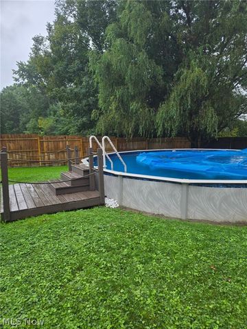 140 S Bon Air Avenue, Youngstown, OH 44509
