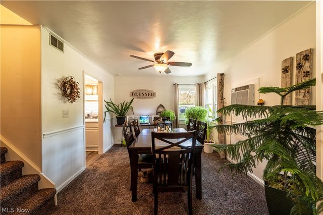140 S Bon Air Avenue, Youngstown, OH 44509