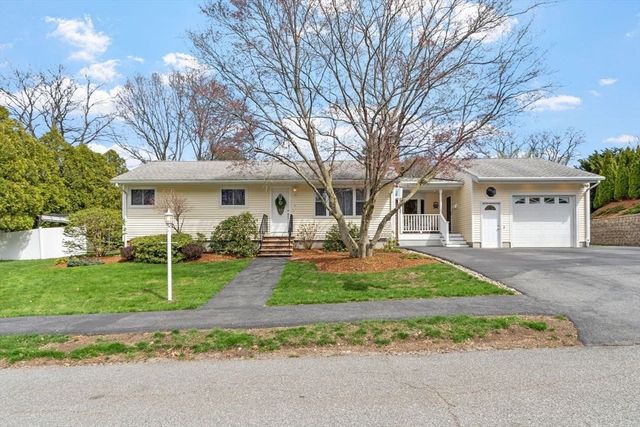1 Anderson St, Peabody, MA 01960
