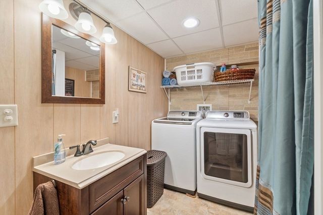 1 Anderson St, Peabody, MA 01960