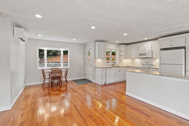 1 Anderson St, Peabody, MA 01960