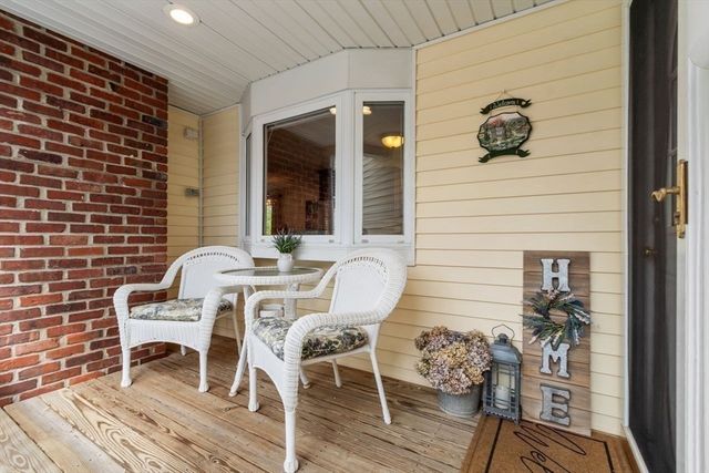 1 Anderson St, Peabody, MA 01960