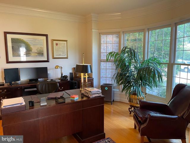 6915 BONHEIM CT, Mclean, VA 22101