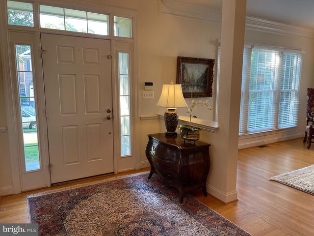 6915 BONHEIM CT, Mclean, VA 22101