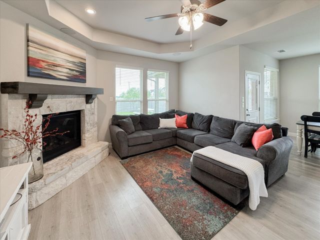 1617 Longspur Drive, Northlake, TX 76226