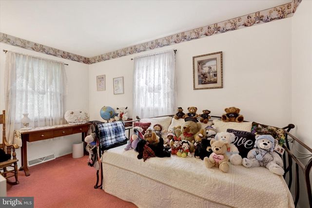 963 W OLD YORK ROAD, Carlisle, PA 17015