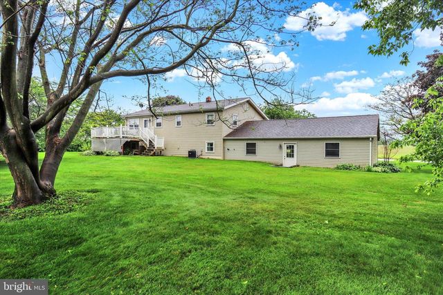 963 W OLD YORK ROAD, Carlisle, PA 17015