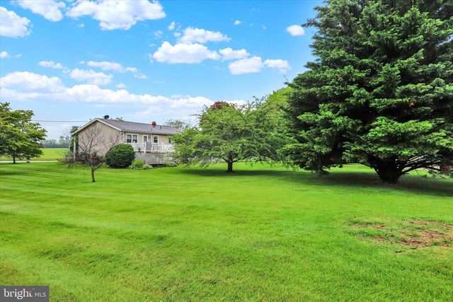 963 W OLD YORK ROAD, Carlisle, PA 17015