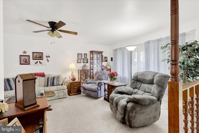 963 W OLD YORK ROAD, Carlisle, PA 17015