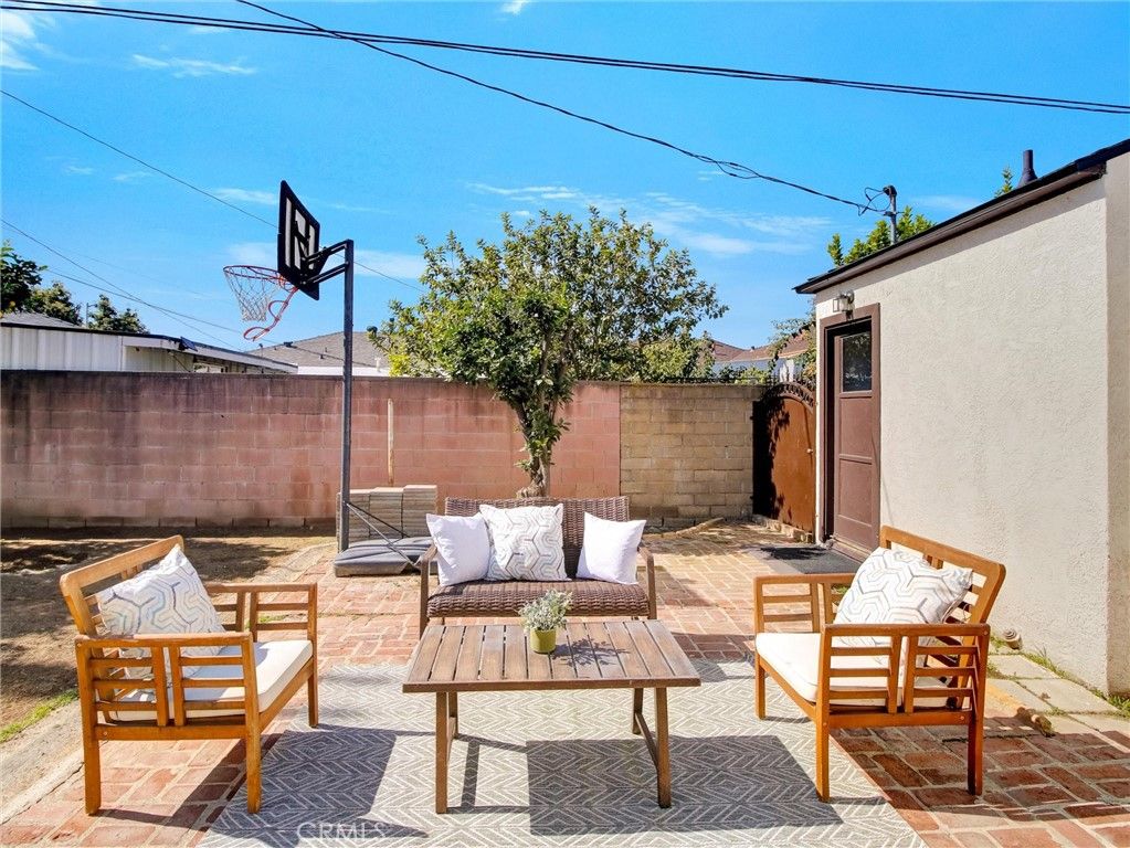 Image 38 of property listing at 1749 W Colegrove, Montebello, CA 90640