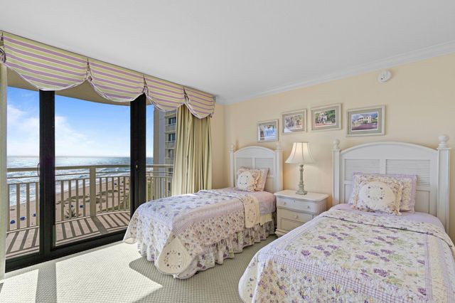 3000 N Ocean Drive 15-C, Singer Island, FL 33404