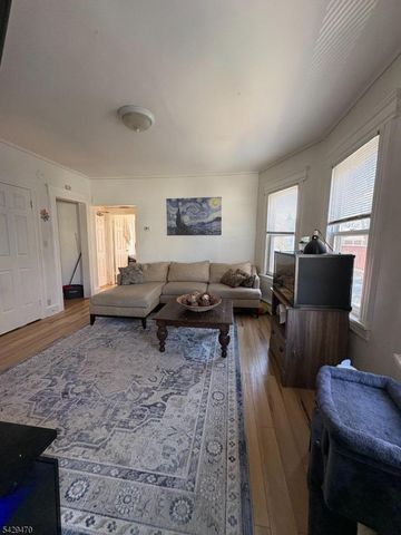 15 E Clay Ave 3, Roselle Park Boro, NJ 07204