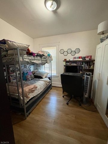 15 E Clay Ave 3, Roselle Park Boro, NJ 07204